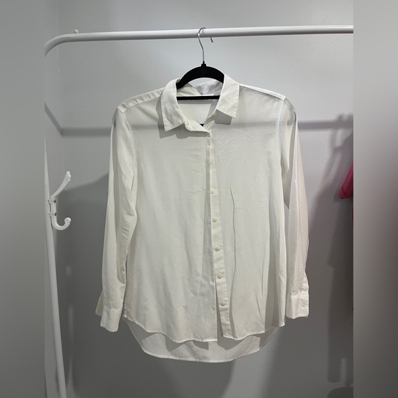 Uniqlo White Button Down Shirt - Picture 1 of 1
